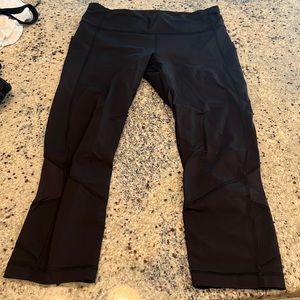 Black cropped workout pants